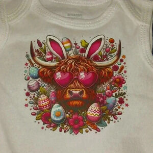 NWOT - Handmade White New Born Bodysuit - Highland Cow Bunny